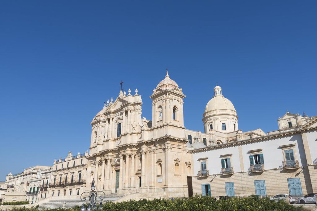 Appartement Casa Elia: Locazione Breve à Noto Extérieur photo