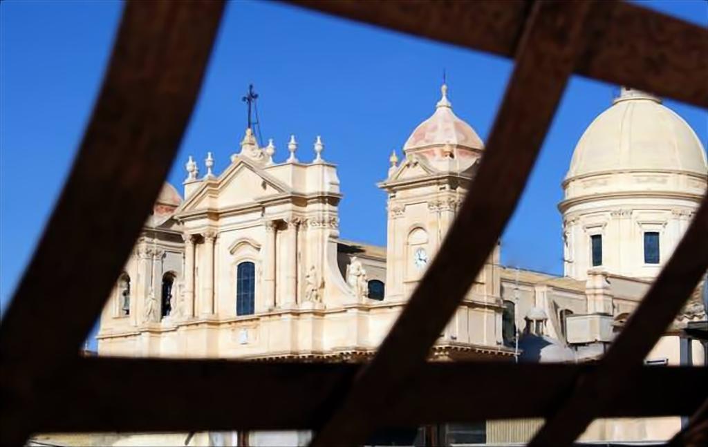Appartement Casa Elia: Locazione Breve à Noto Extérieur photo