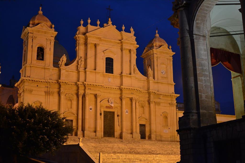 Appartement Casa Elia: Locazione Breve à Noto Extérieur photo