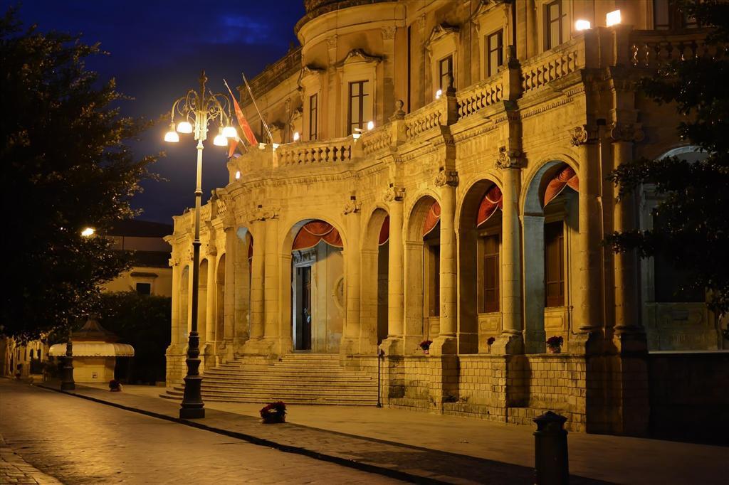 Appartement Casa Elia: Locazione Breve à Noto Extérieur photo